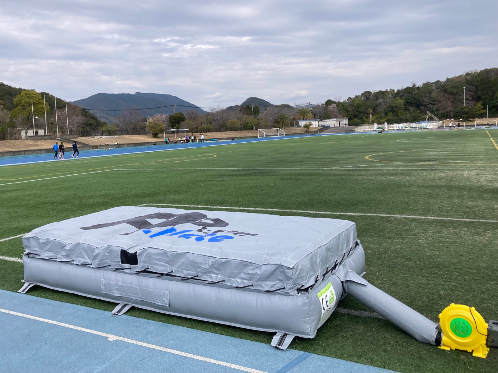 インフレータブル・マット